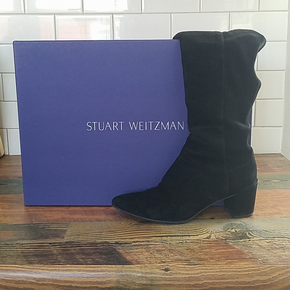 Stuart Weitzman ALLWAYHUNK boot.